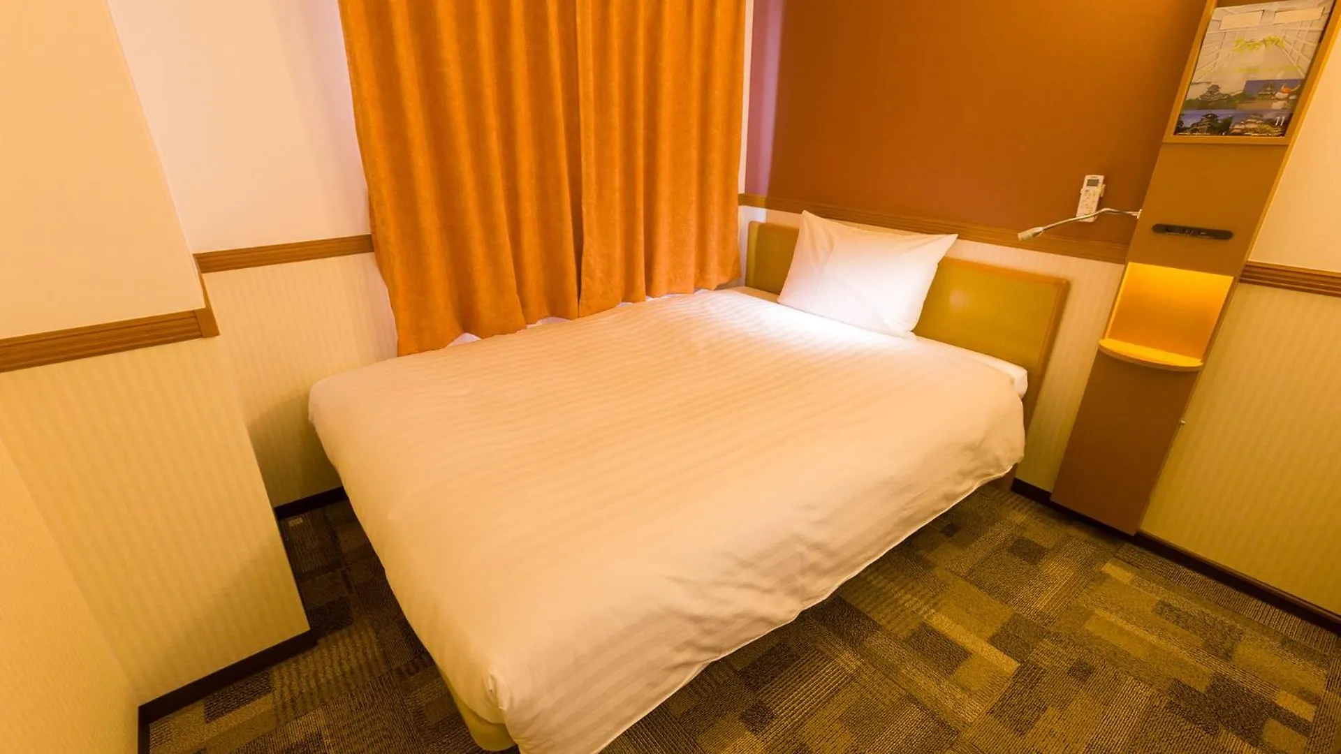 Toyoko Inn Osaka Temmabashi Otemae Hotel