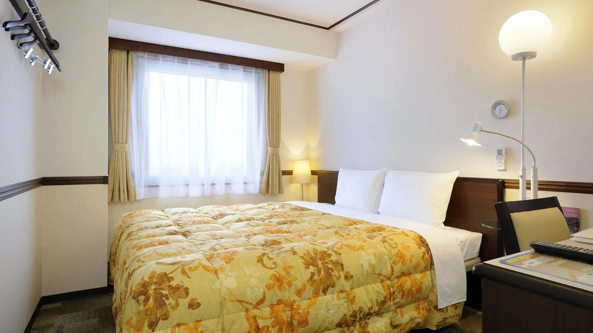 Toyoko Inn Osaka Temmabashi Otemae Hotel