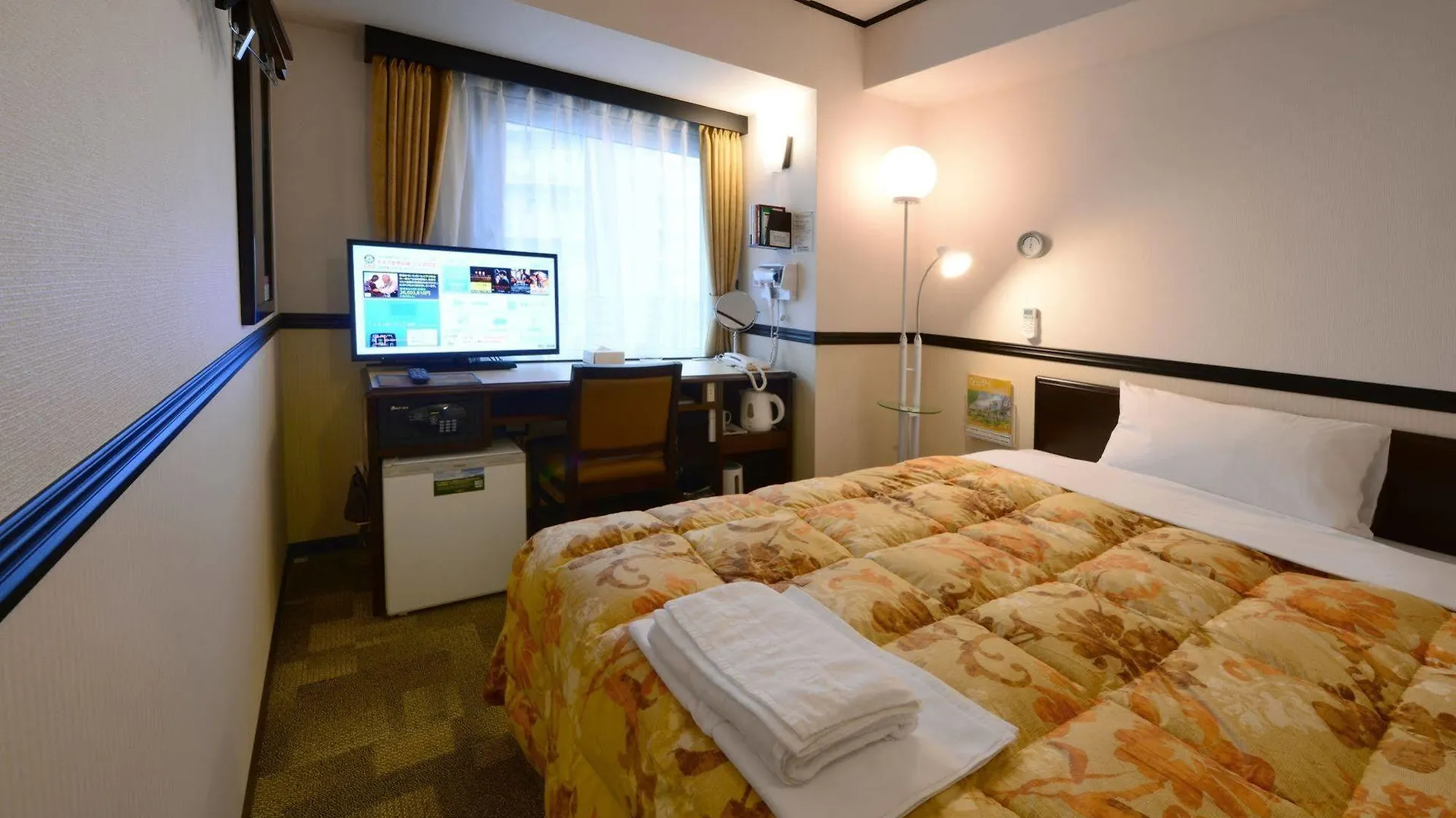 *** Hotel Toyoko Inn Osaka Temmabashi Otemae Japan